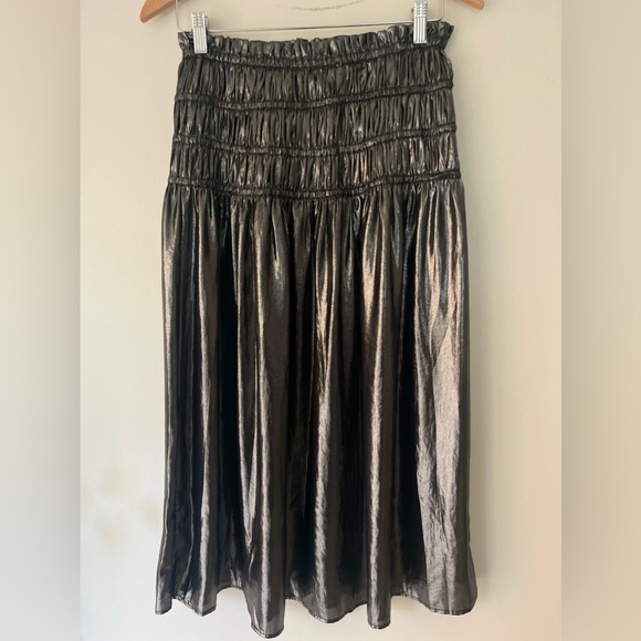 Current Air Metallic Tiered Pleated Skirt Anthropolgie - Picture 5 of 10
